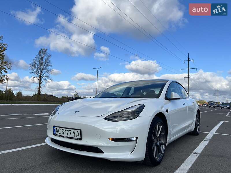Седан Tesla Model 3 2022 в Луцке фото 20 Седан Tesla Model 3 2022 в Луцке