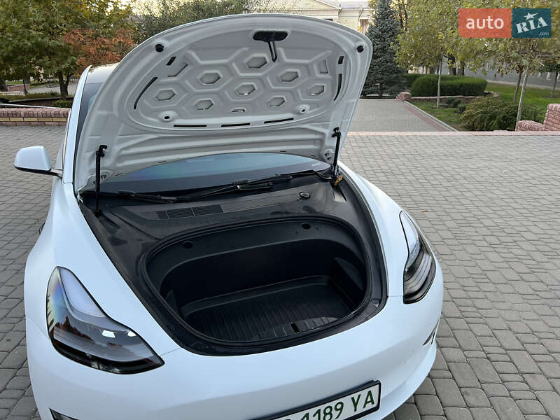 Седан Tesla Model 3 2023 в Запорожье фото 13 Седан Tesla Model 3 2023 в Запорожье