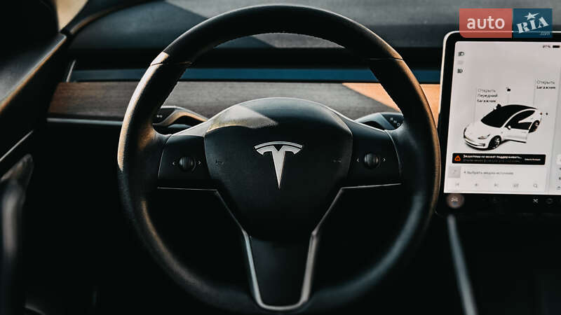 Седан Tesla Model 3 2020 в Рівному фото 19 Седан Tesla Model 3 2020 в Рівному