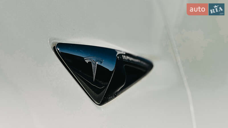 Седан Tesla Model 3 2020 в Рівному фото 15 Седан Tesla Model 3 2020 в Рівному