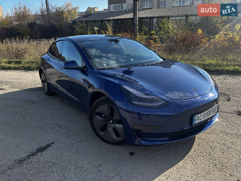 Седан Tesla Model 3 2019 в Луцьку