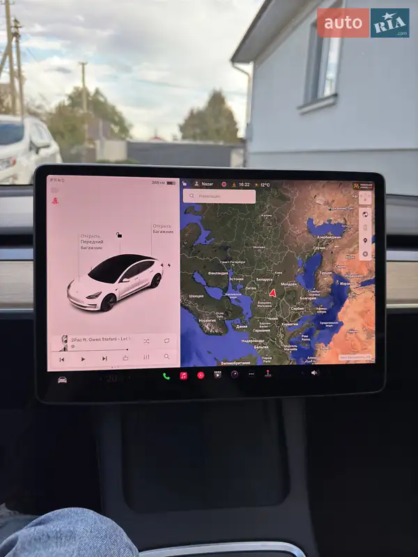 Седан Tesla Model 3 2021 в 