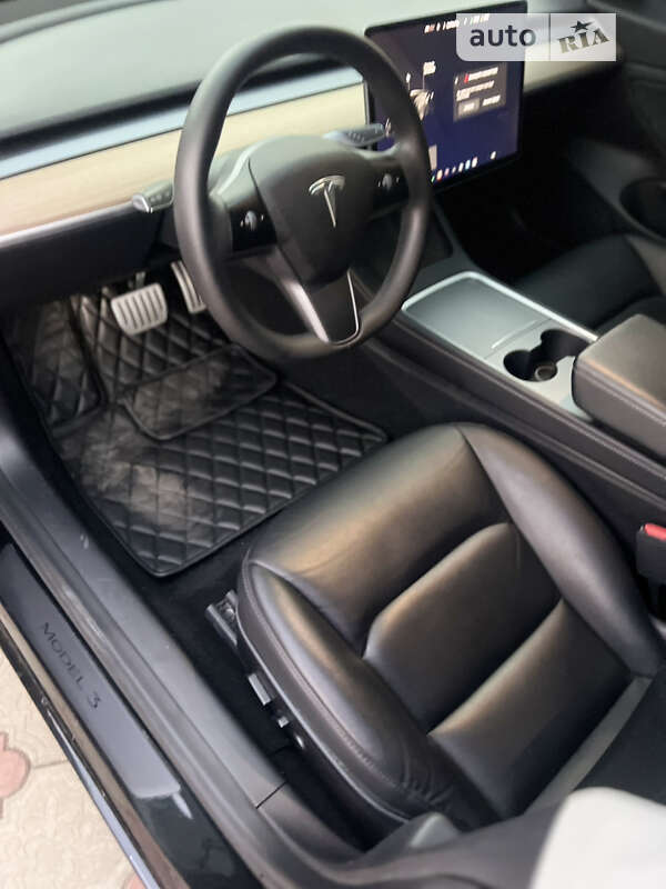 Седан Tesla Model 3 2020 в Харкові