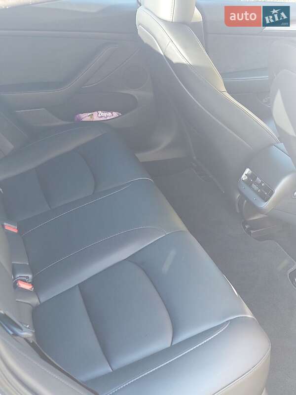 Седан Tesla Model 3 2023 в Умани фото 20 Седан Tesla Model 3 2023 в Умани