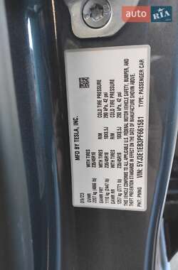Седан Tesla Model 3 2023 в Одессе