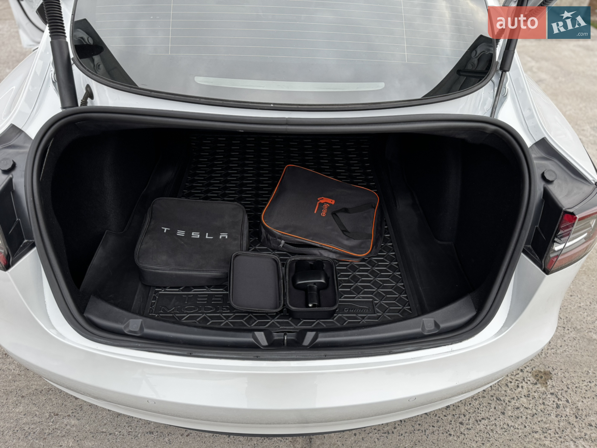 2022 Tesla Model 3 - мініатюра 12