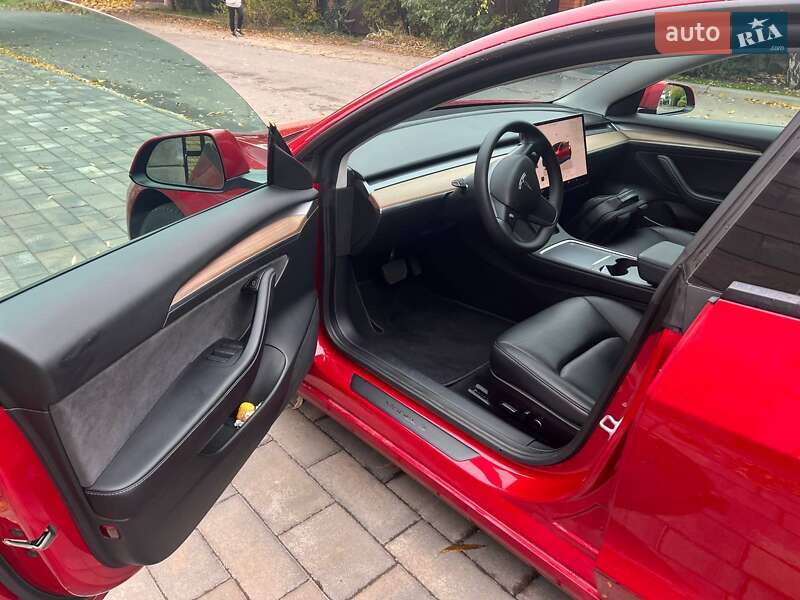 Седан Tesla Model 3 2022 в Киеве фото 8 Седан Tesla Model 3 2022 в Киеве
