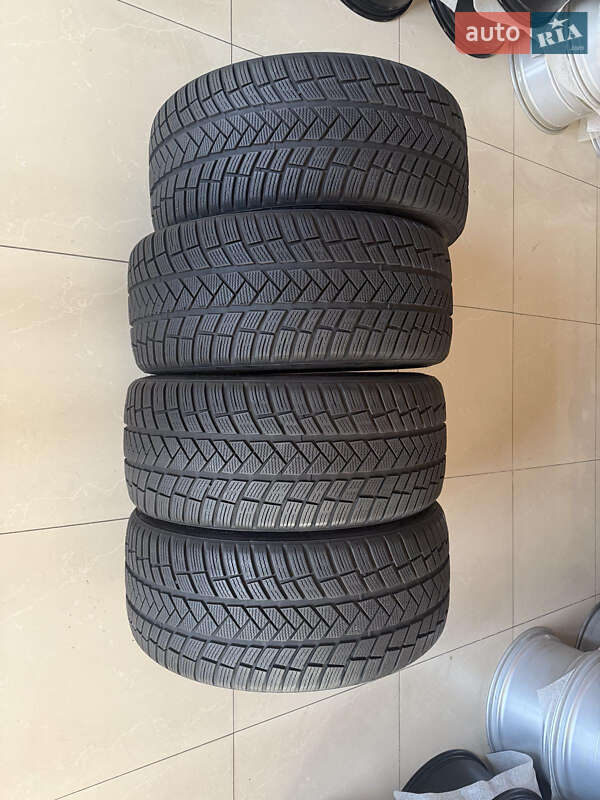 Седан Tesla Model 3 2021 в Виннице