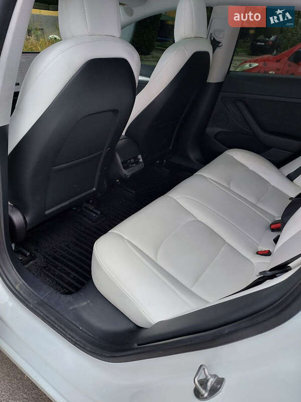 Седан Tesla Model 3 2021 в Кременце фото 21 Седан Tesla Model 3 2021 в Кременце