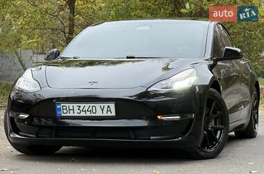 Седан Tesla Model 3 2018 в Одесі