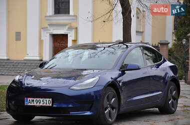 Седан Tesla Model 3 2021 в Житомирі