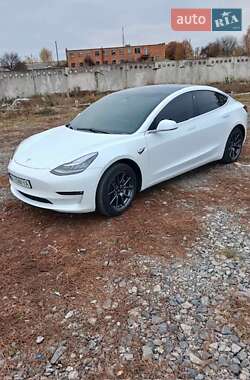 Седан Tesla Model 3 2019 в Фастове