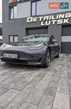 Седан Tesla Model 3 2020 в Луцьку