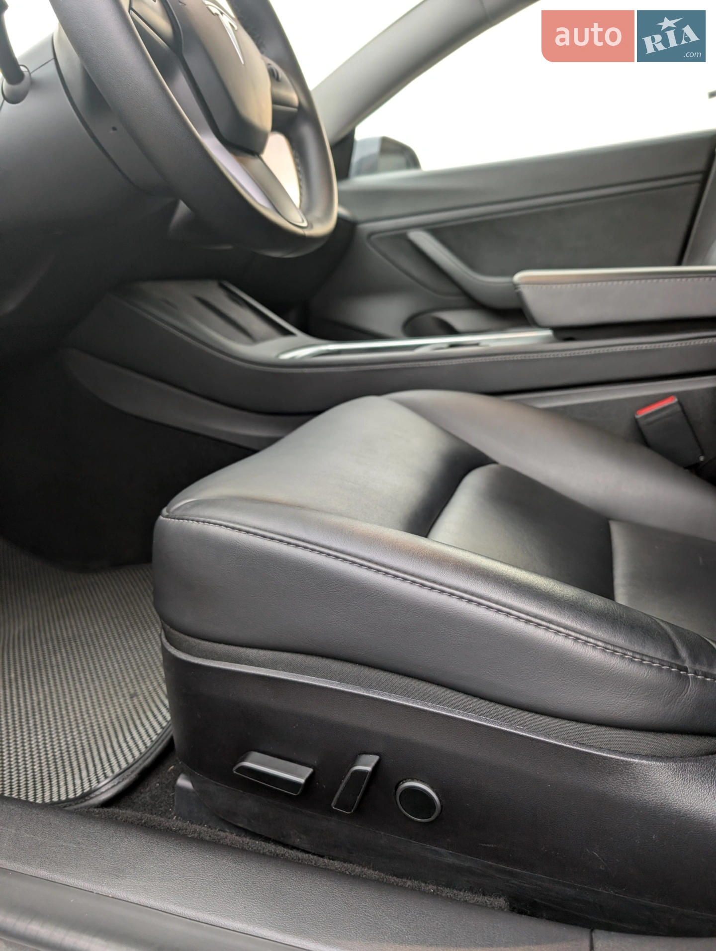2020 Tesla Model 3 - мініатюра 75