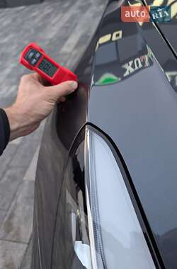 Седан Tesla Model 3 2020 в Луцьку
