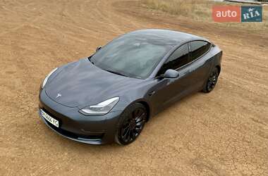 Седан Tesla Model 3 2023 в Одессе