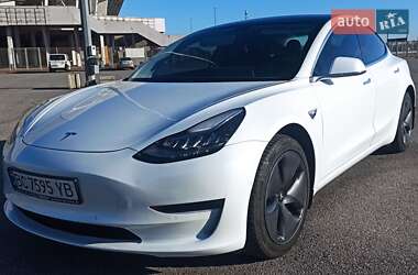 Седан Tesla Model 3 2019 в Львові