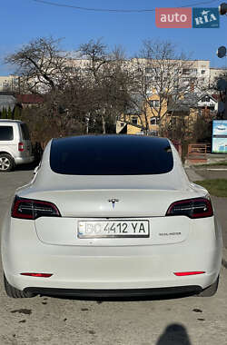 Седан Tesla Model 3 2020 в Самборе