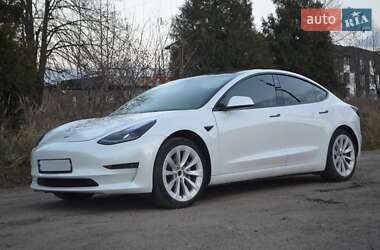 Седан Tesla Model 3 2021 в Дрогобичі