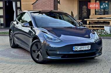 Седан Tesla Model 3 2023 в Львові