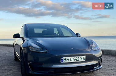 Седан Tesla Model 3 2018 в Одессе