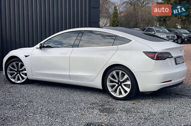 Седан Tesla Model 3 2019 в Дрогобичі