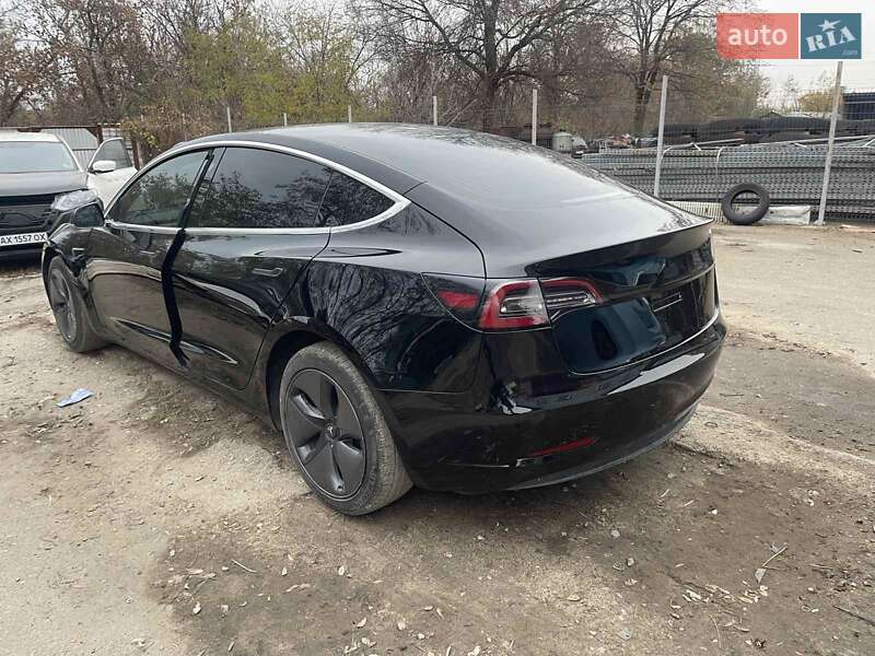 Седан Tesla Model 3 2019 в Харькове
