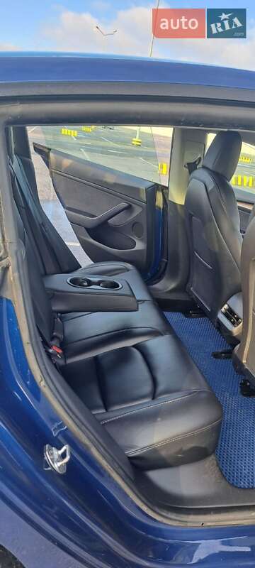 Седан Tesla Model 3 2022 в Миколаєві