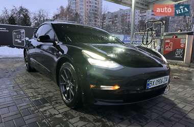 Седан Tesla Model 3 2021 в Хмельницькому