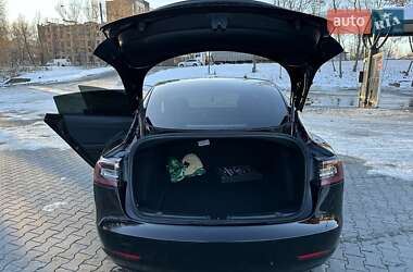 Седан Tesla Model 3 2021 в Хмельницькому