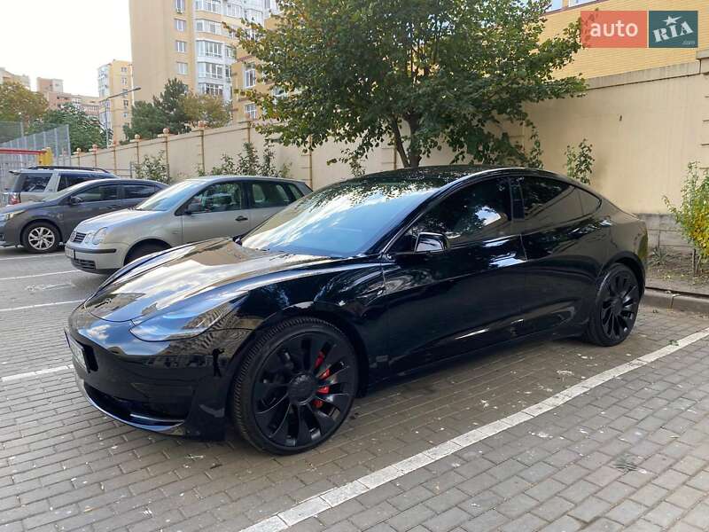 Седан Tesla Model 3 2018 в Одесі