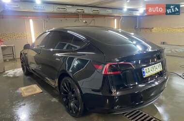 Седан Tesla Model 3 2018 в 