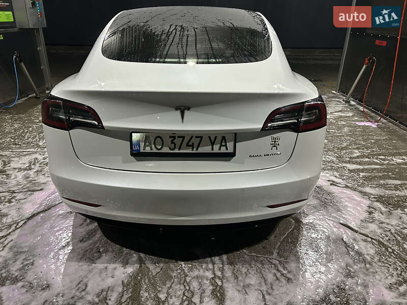 Седан Tesla Model 3 2021 в Виноградове фото 6 Седан Tesla Model 3 2021 в Виноградове