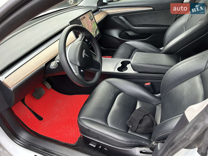 Седан Tesla Model 3 2021 в Виноградове фото 23 Седан Tesla Model 3 2021 в Виноградове