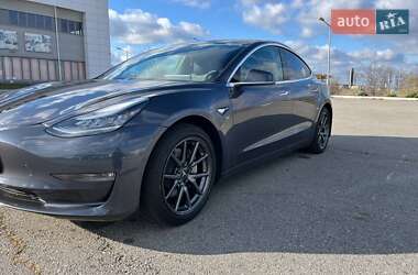 Седан Tesla Model 3 2020 в Запорожье