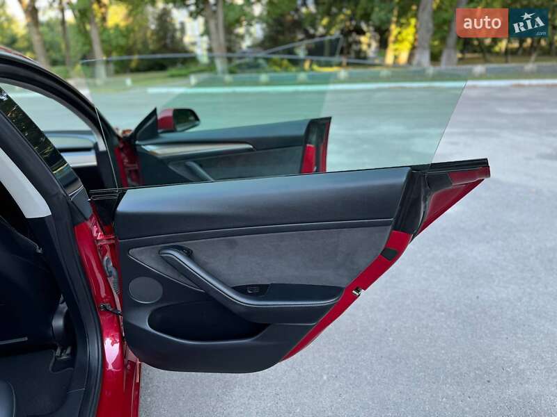 Седан Tesla Model 3 2022 в Полтаві фото 14 Седан Tesla Model 3 2022 в Полтаві