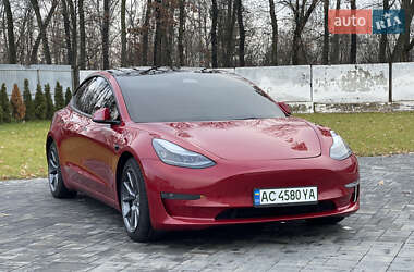 Седан Tesla Model 3 2022 в Луцке