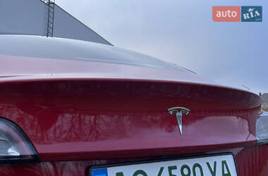 Седан Tesla Model 3 2022 в Луцке