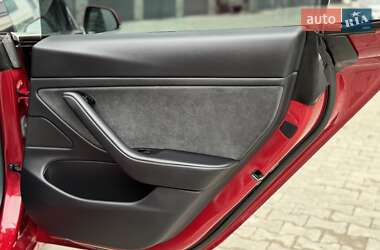 Седан Tesla Model 3 2018 в 