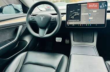 Седан Tesla Model 3 2021 в Харкові