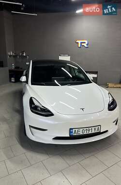 Седан Tesla Model 3 2021 в Дніпрі