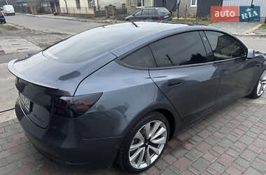 Седан Tesla Model 3 2018 в Луцьку