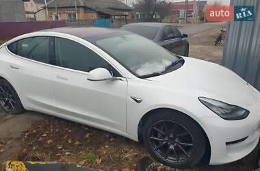 Седан Tesla Model 3 2018 в Киеве