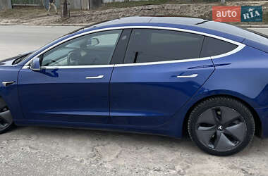 Седан Tesla Model 3 2019 в Мерефа