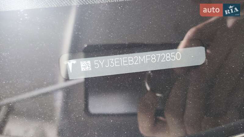 Седан Tesla Model 3 2020 в Одессе