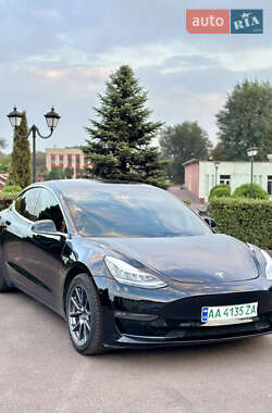 Седан Tesla Model 3 2018 в 