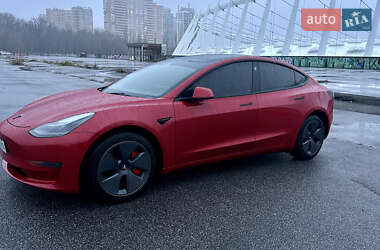 Седан Tesla Model 3 2023 в Києві