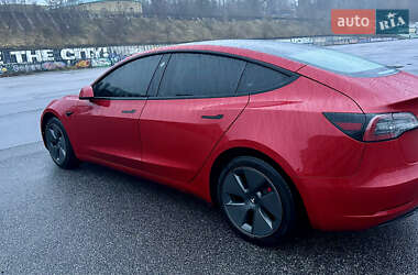 Седан Tesla Model 3 2023 в Києві