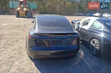 Седан Tesla Model 3 2024 в Львові