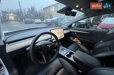 Седан Tesla Model 3 2022 в Києві